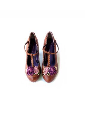 Y2K POETIC LICENSE Shoes Brown Leather T-Strap Pumps Womens Size 6.5